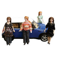 Set of 4 Modern Women
