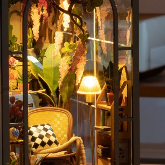 Garden House #8