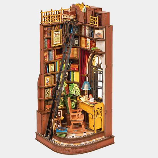 Silent Corner Study Booknook