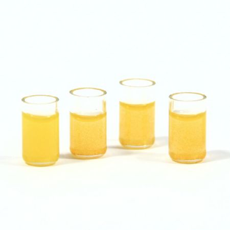 Set of 4 Glasses of Orange Juice